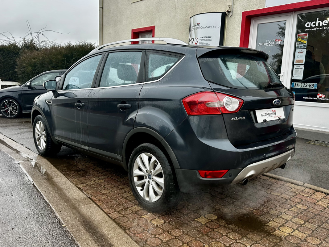 Ford Kuga — 7
