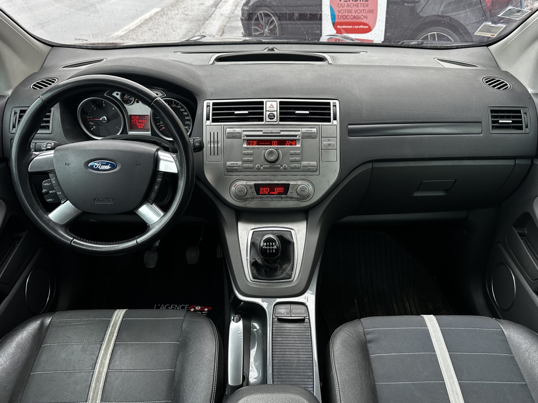 Ford Kuga — 14