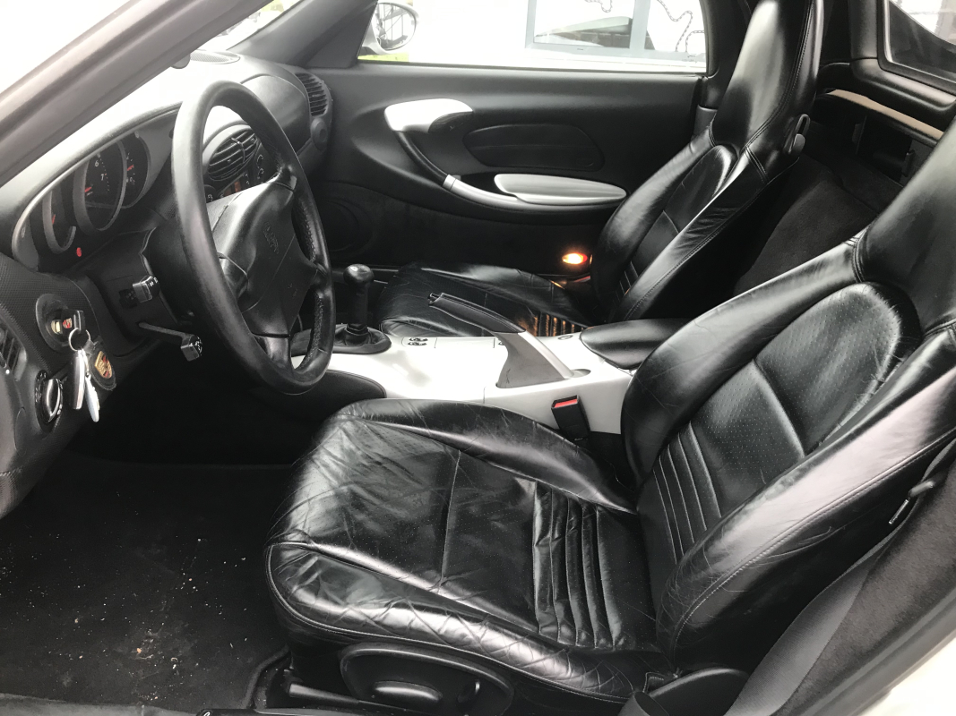 Porsche Boxster — 12