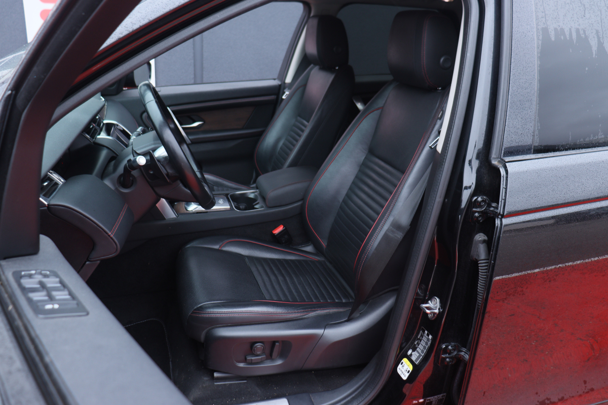Land Rover Discovery — 16