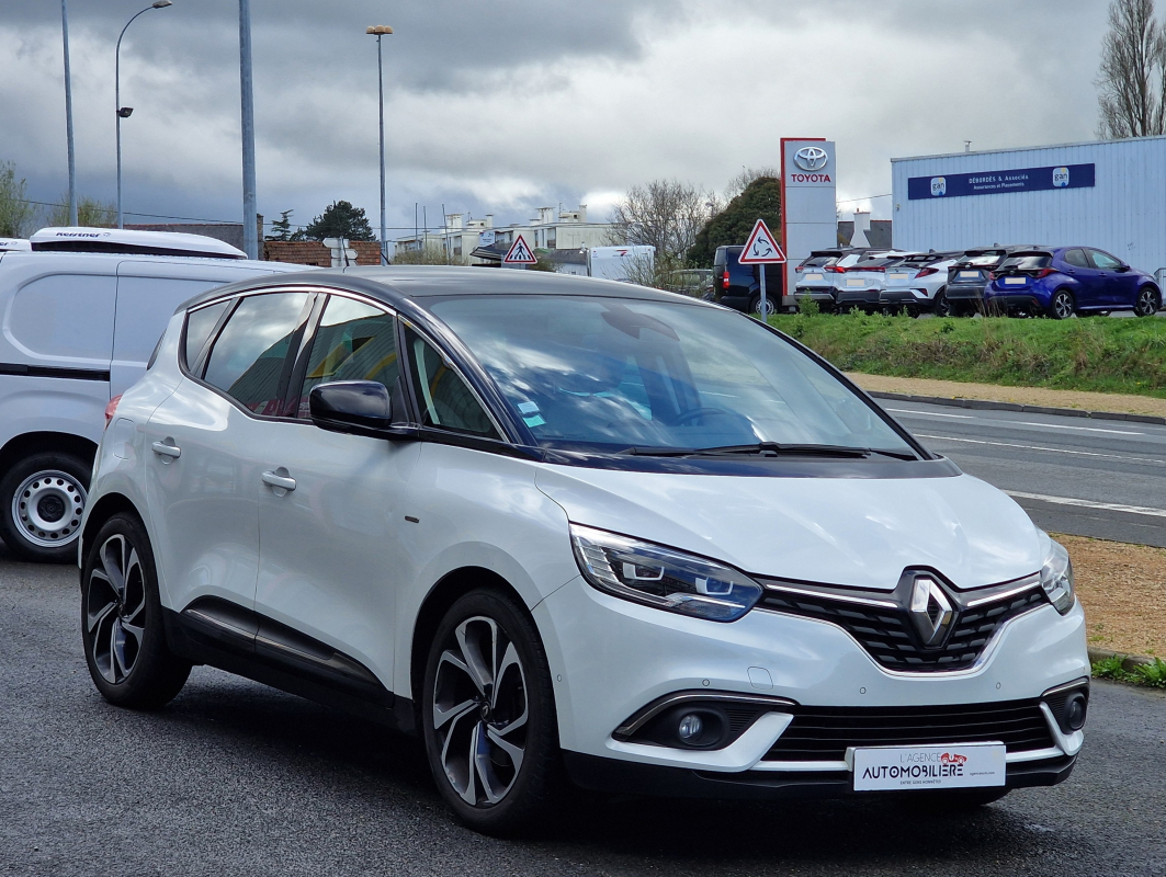 Renault Scenic — 4