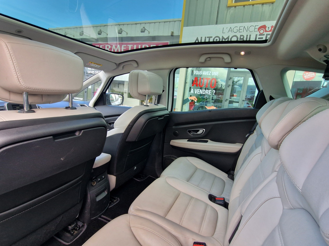 Renault Scenic — 19