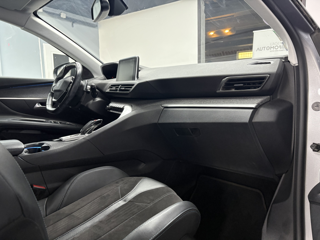 Peugeot 3008 — 14