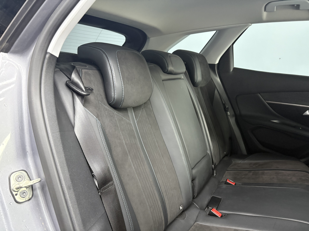 Peugeot 3008 — 16