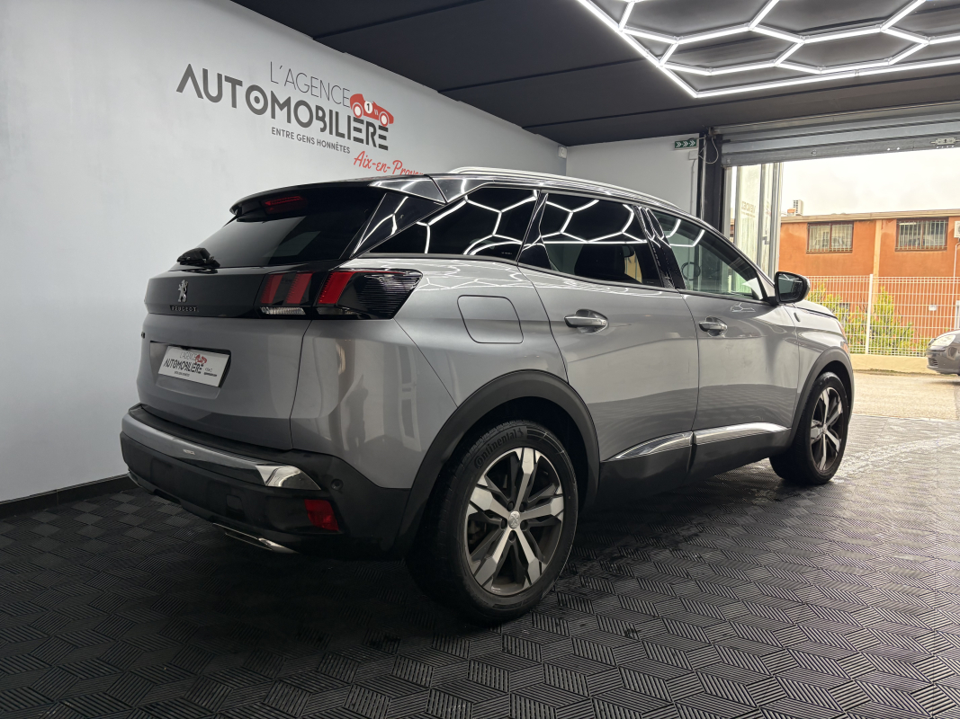 Peugeot 3008 — 3