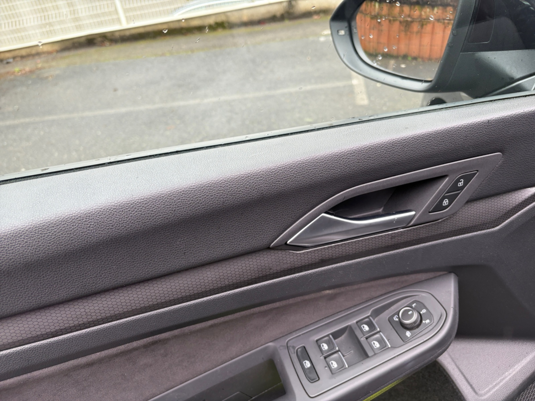 Volkswagen Golf — 10