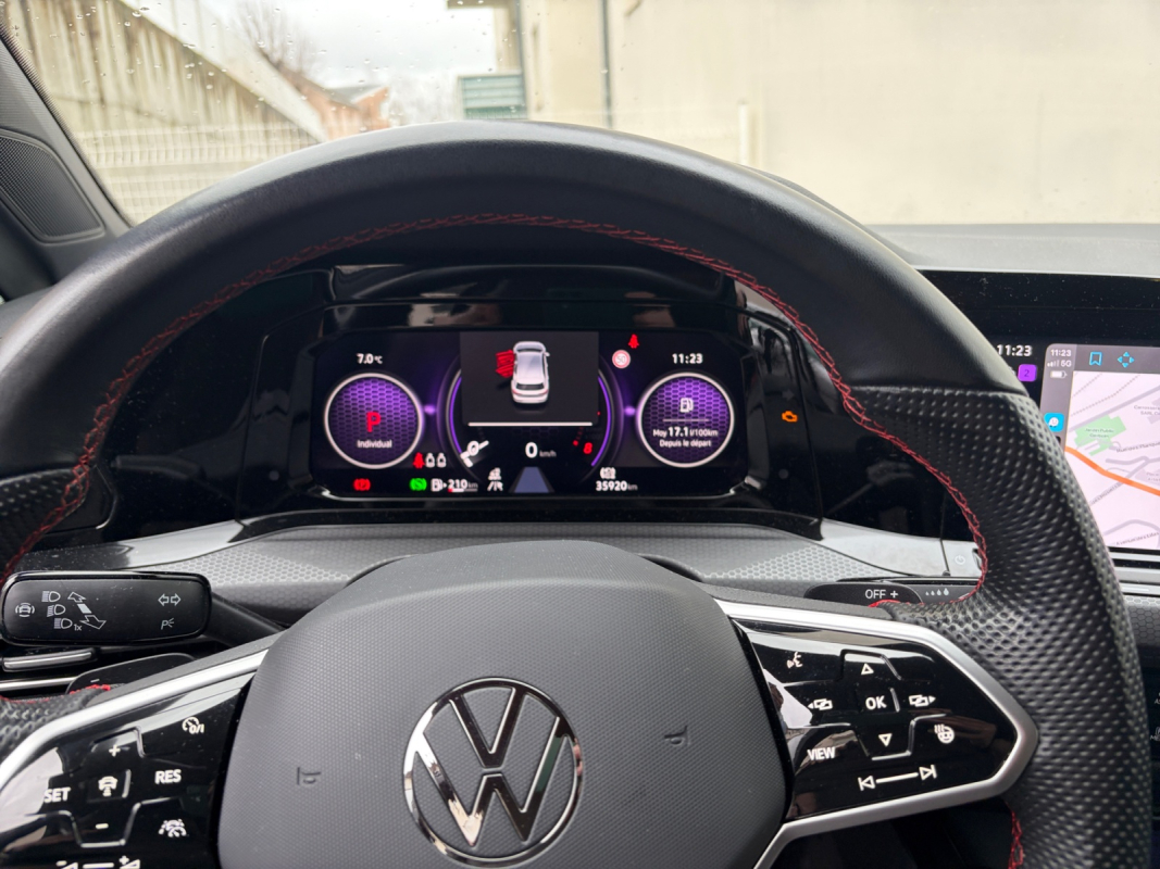 Volkswagen Golf — 12
