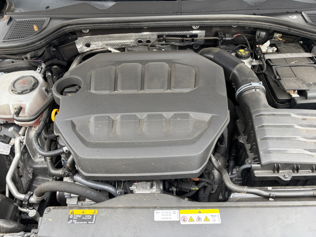 Volkswagen Golf — 20