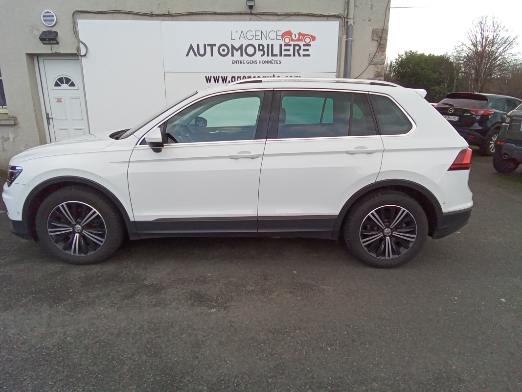 Volkswagen Tiguan — 2