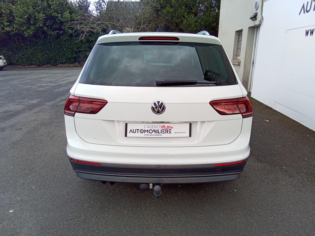 Volkswagen Tiguan — 4