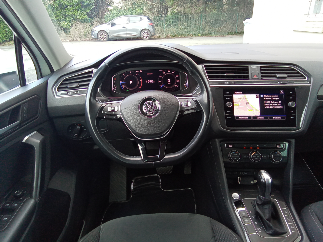 Volkswagen Tiguan — 33