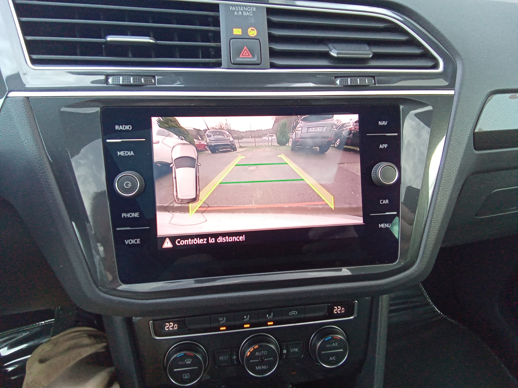 Volkswagen Tiguan — 12