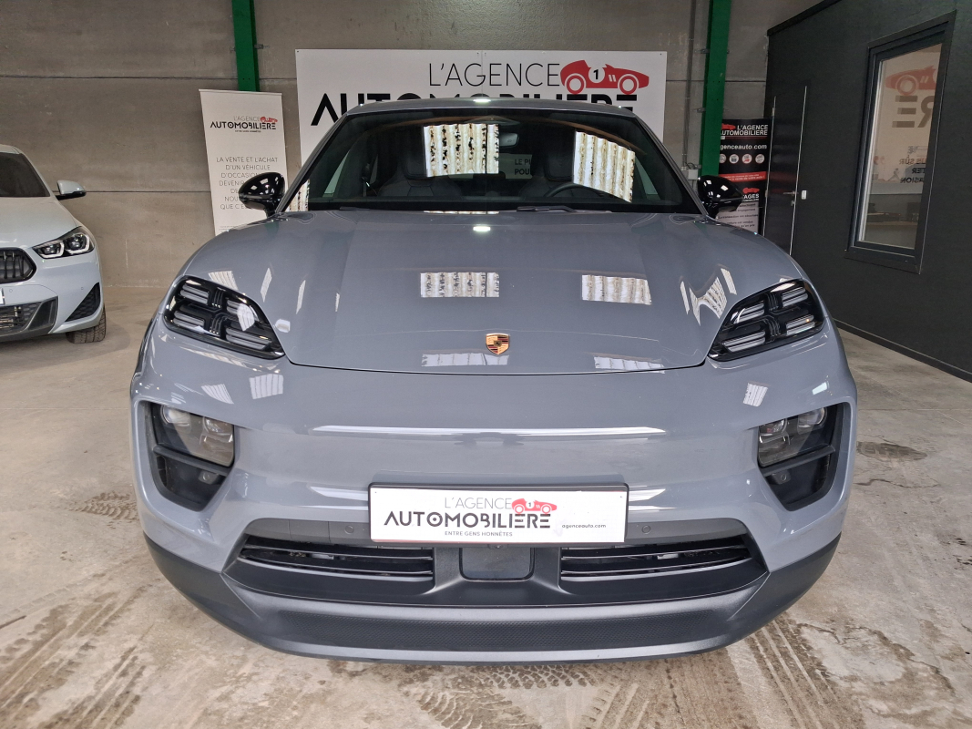 Porsche Macan — 2