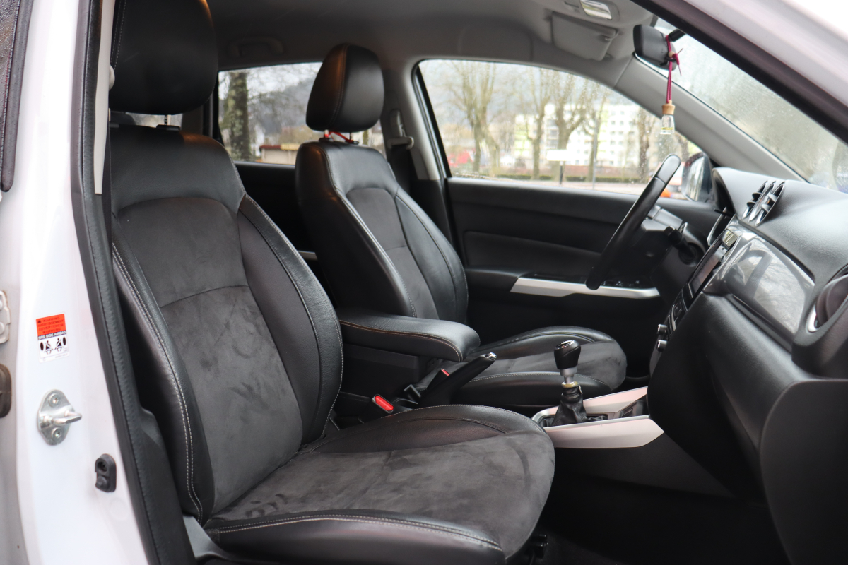 Suzuki Vitara — 13