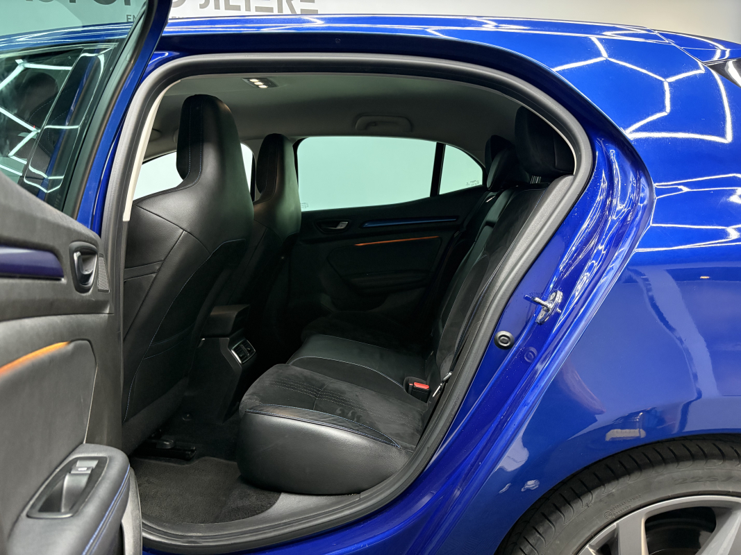 Renault Megane — 21