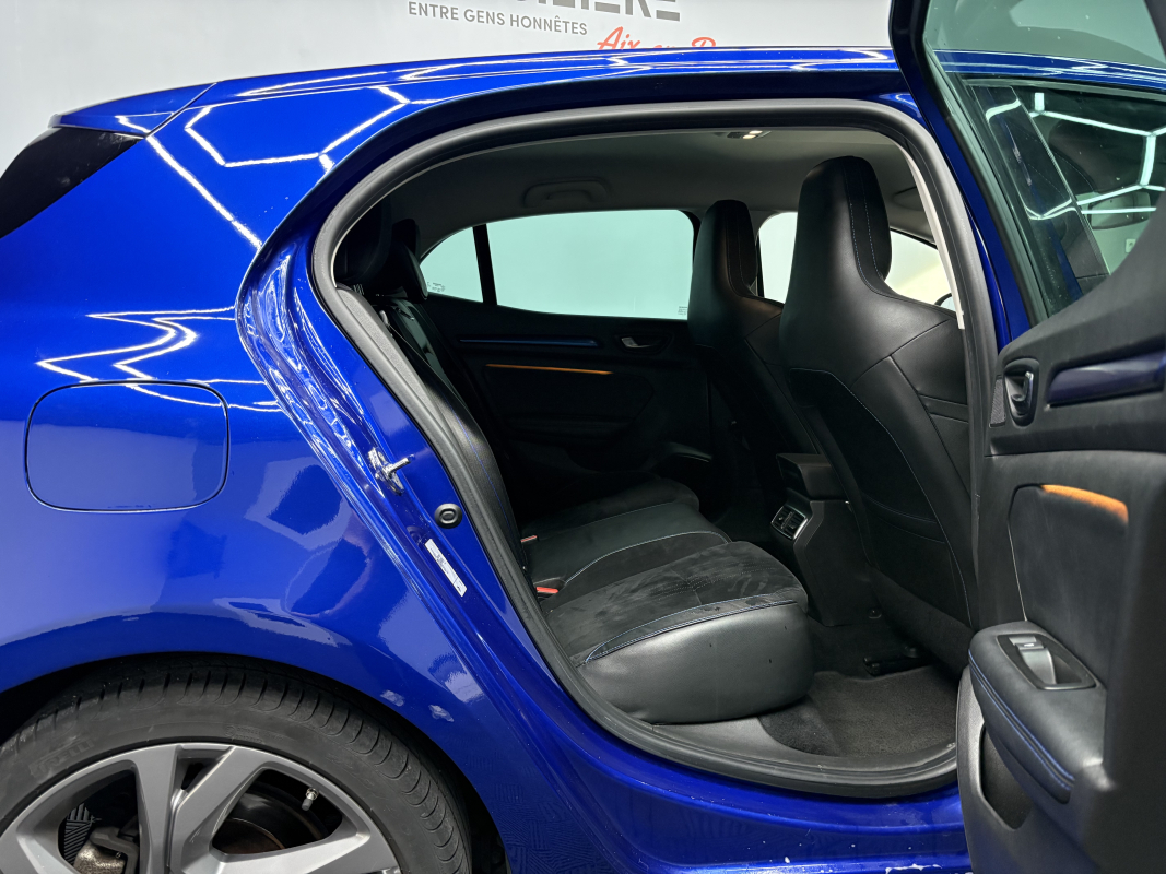 Renault Megane — 18