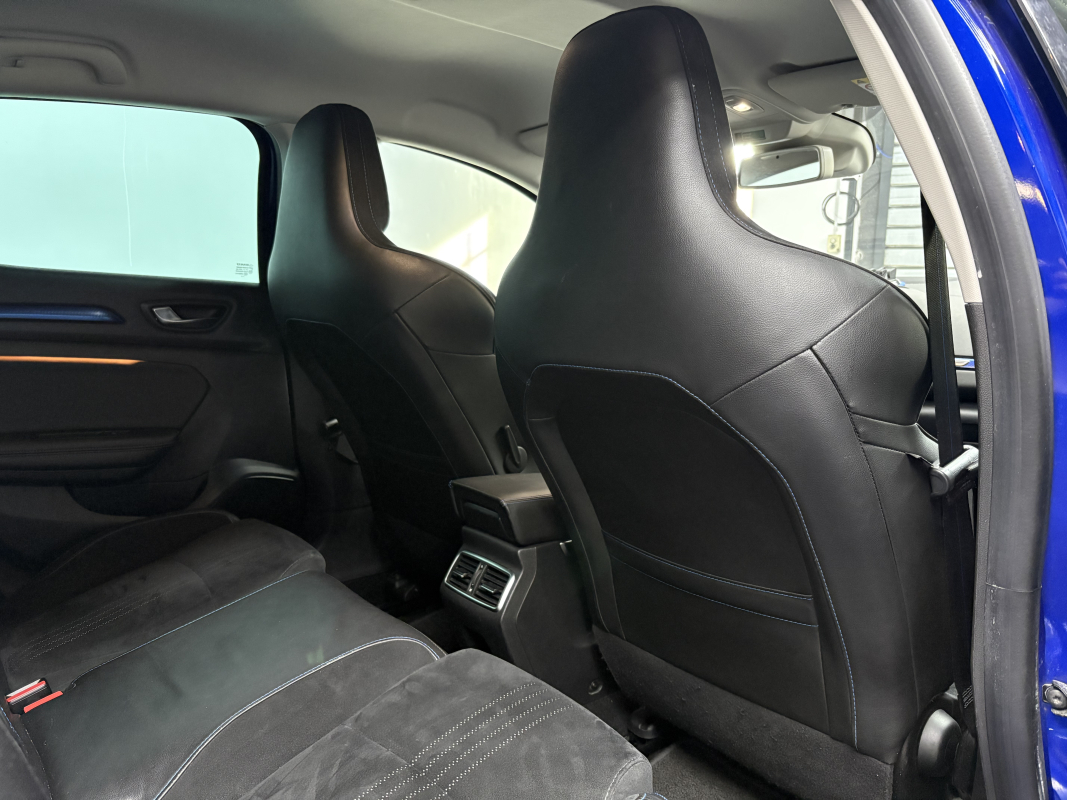Renault Megane — 19