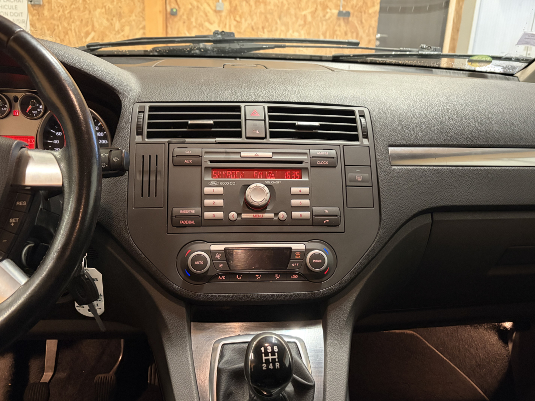 Ford C-Max — 11