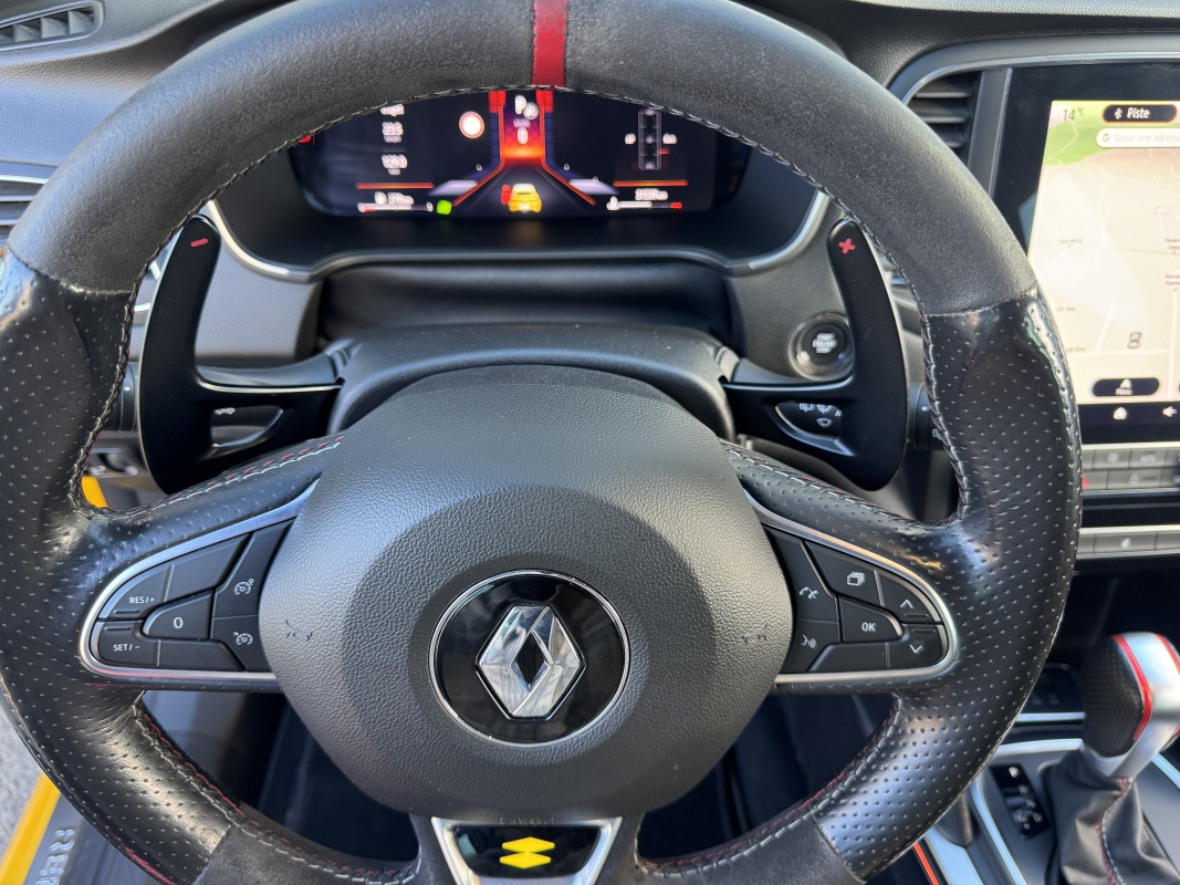 Renault Megane — 13