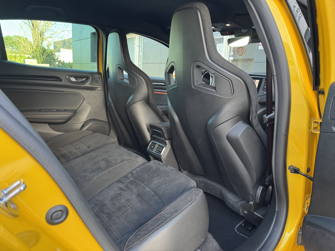 Renault Megane — 27