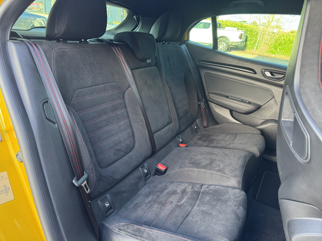 Renault Megane — 28