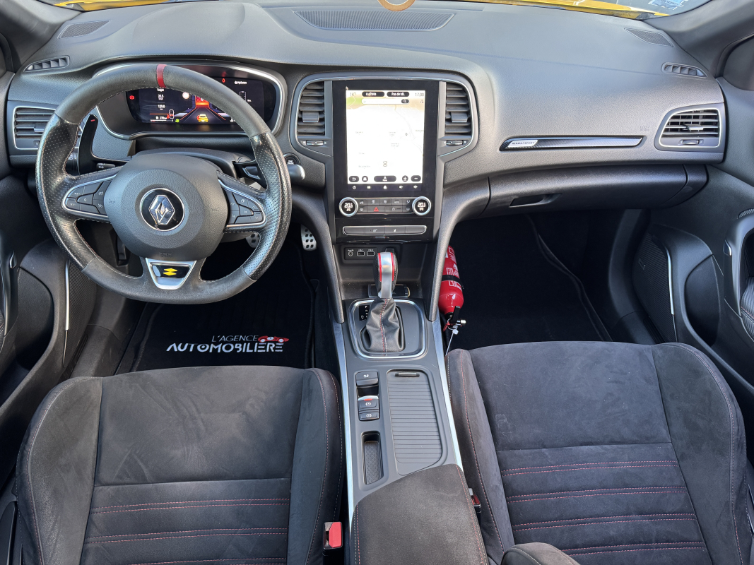 Renault Megane — 10