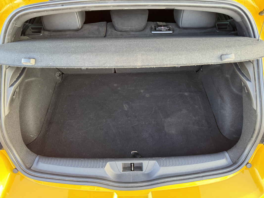 Renault Megane — 25