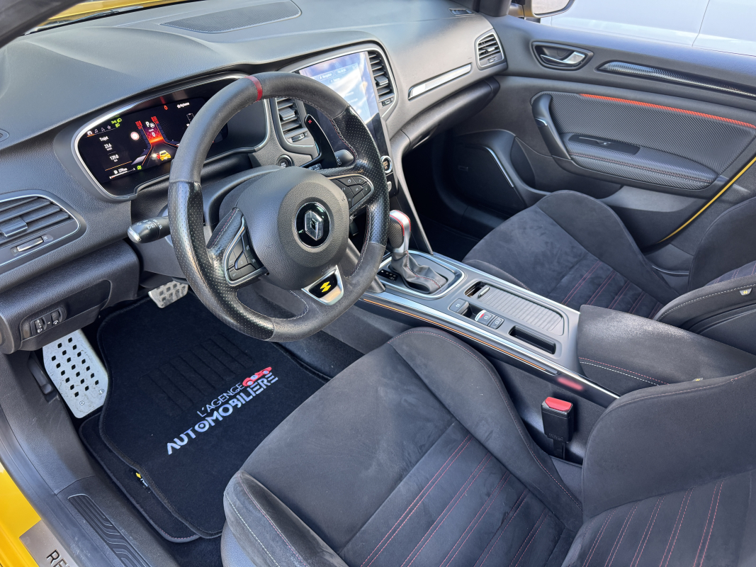 Renault Megane — 8