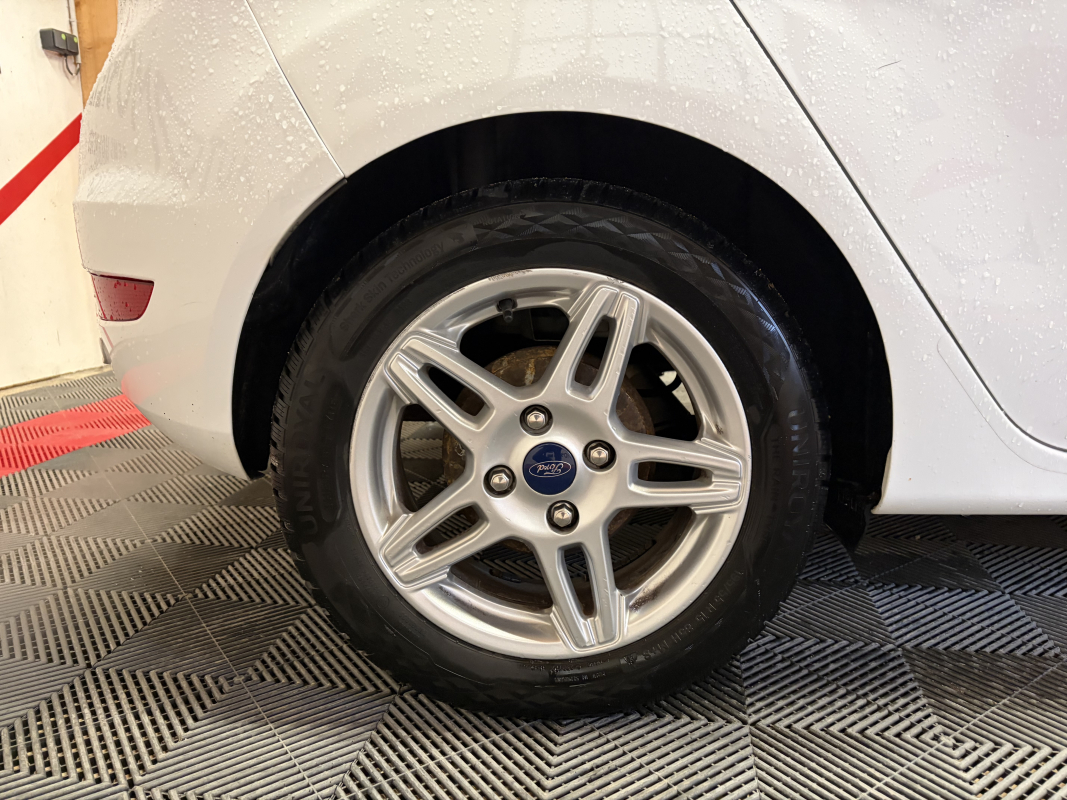 Ford Fiesta — 21