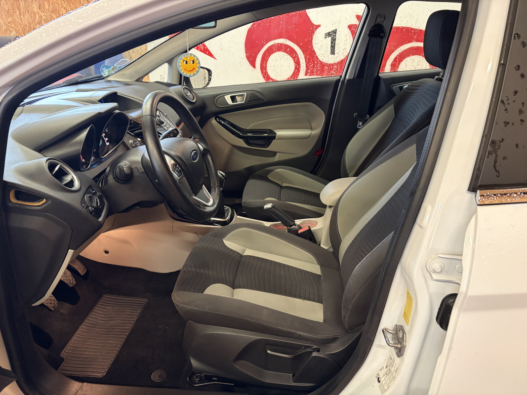 Ford Fiesta — 11