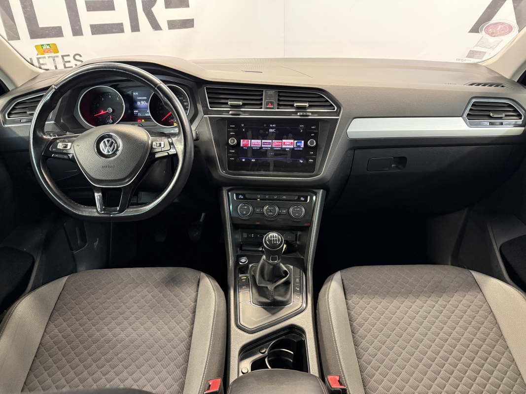 Volkswagen Tiguan — 9