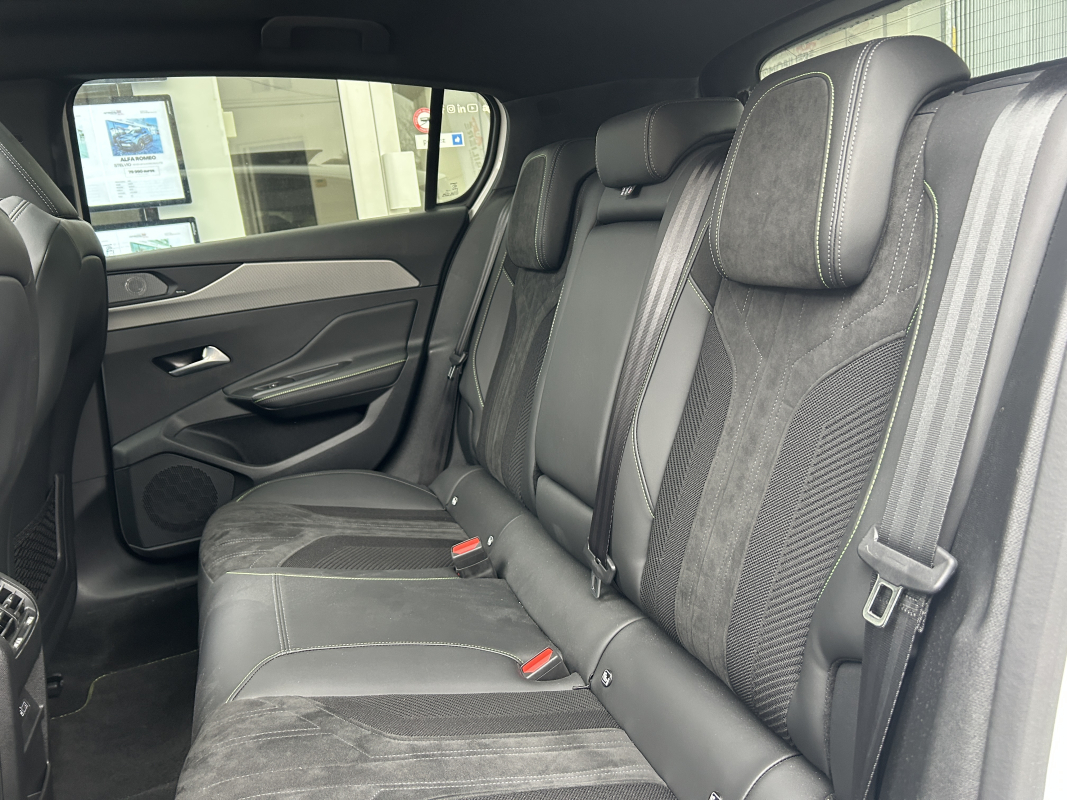 Peugeot 308 — 15