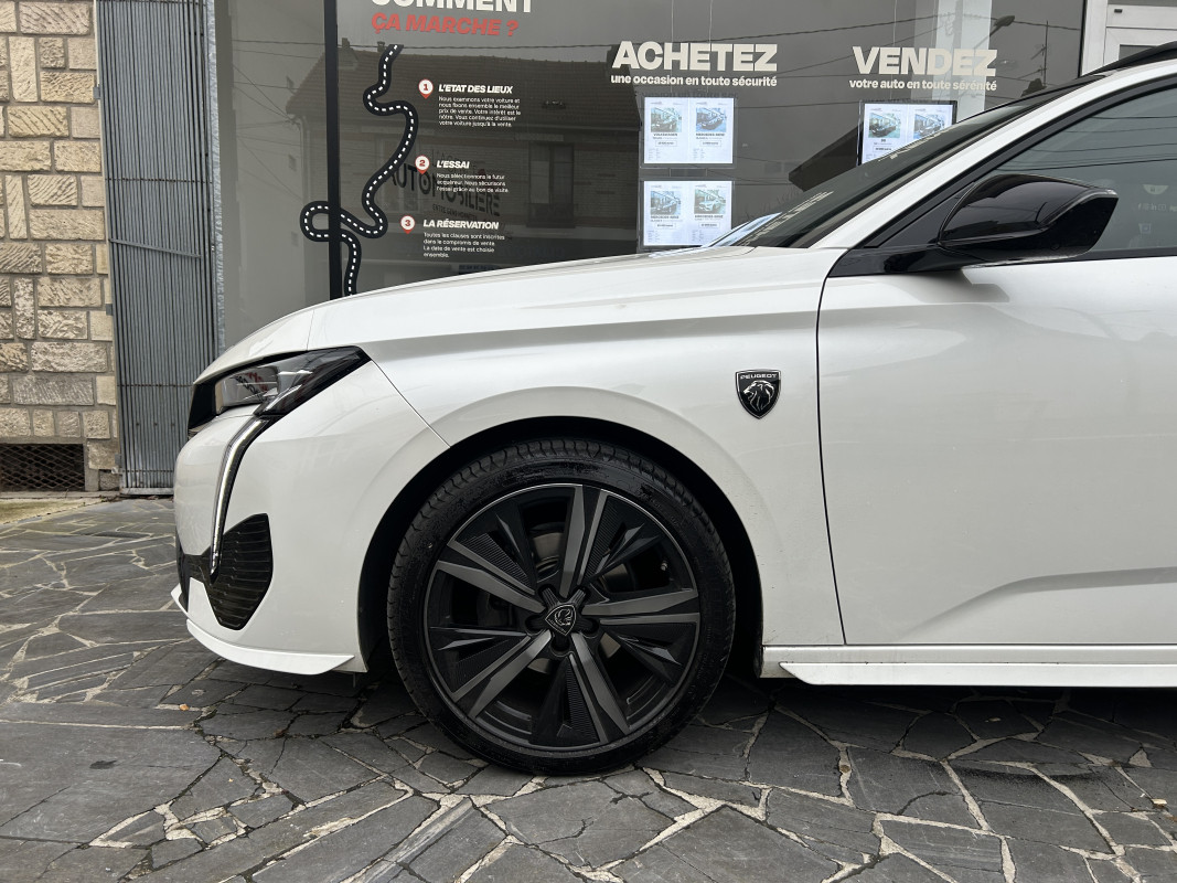 Peugeot 308 — 8