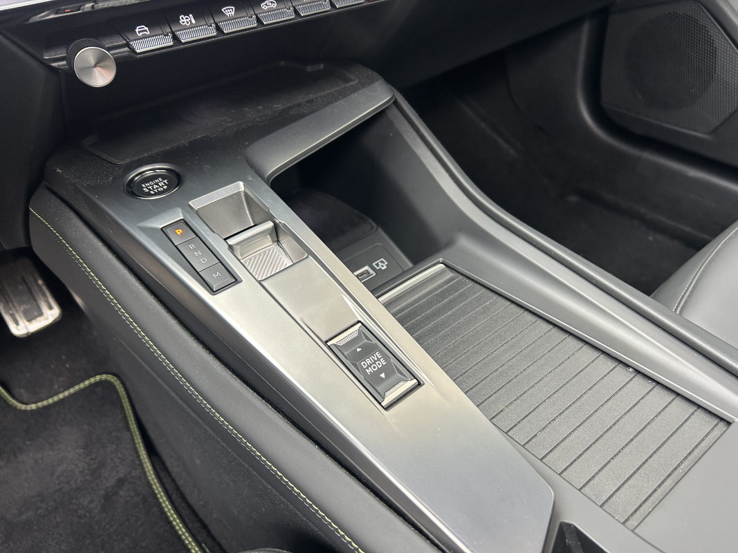 Peugeot 308 — 16