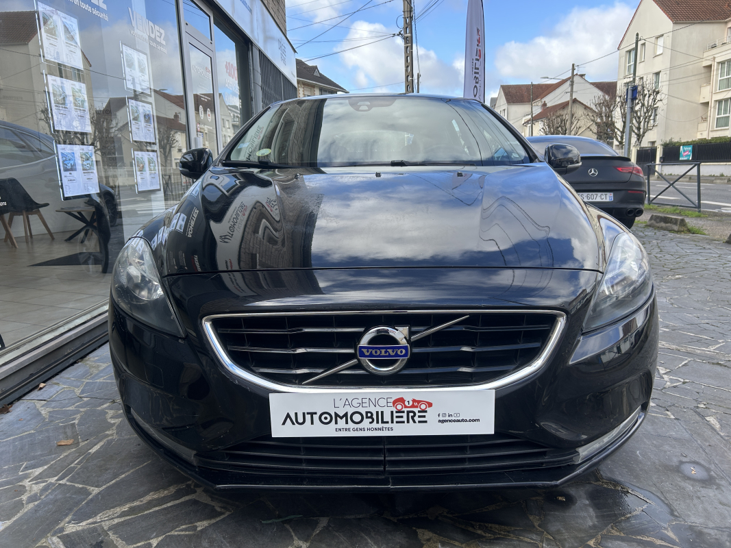 Volvo V40 — 8