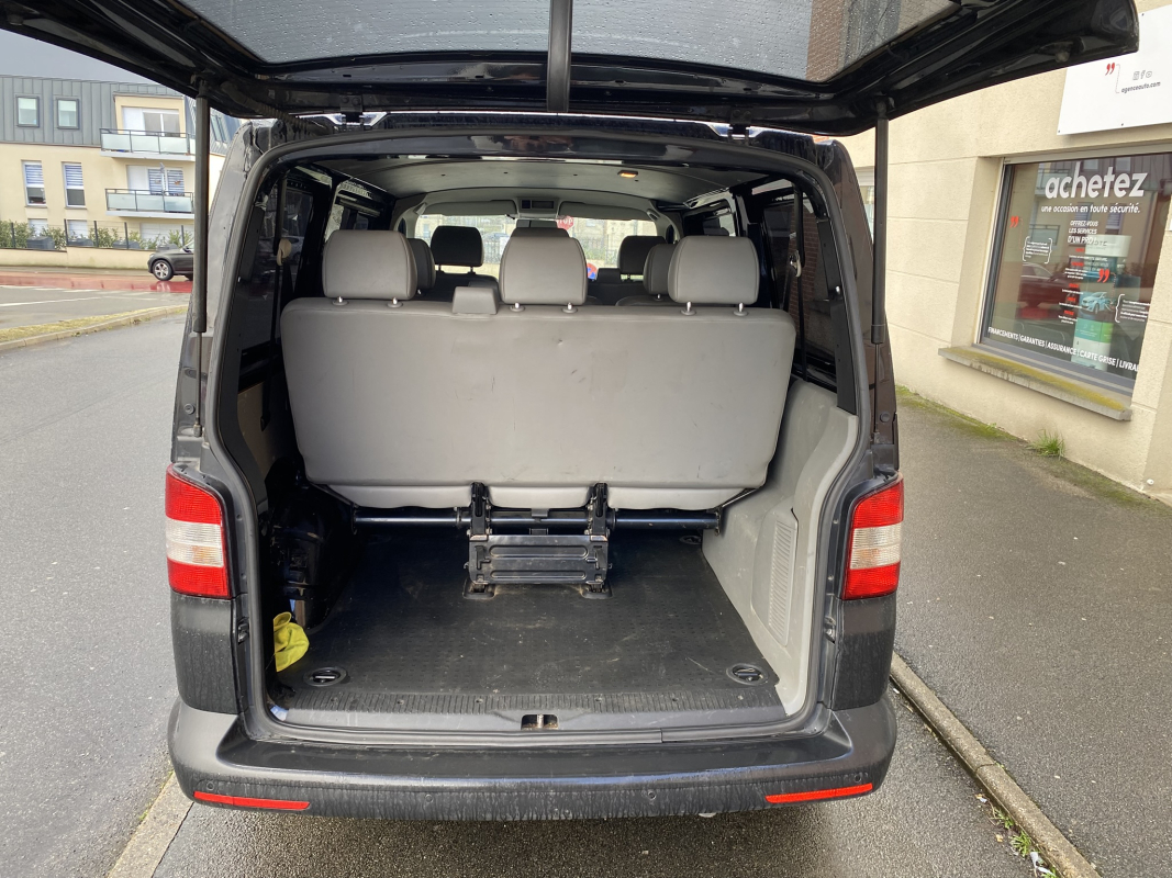 Volkswagen Caravelle — 17