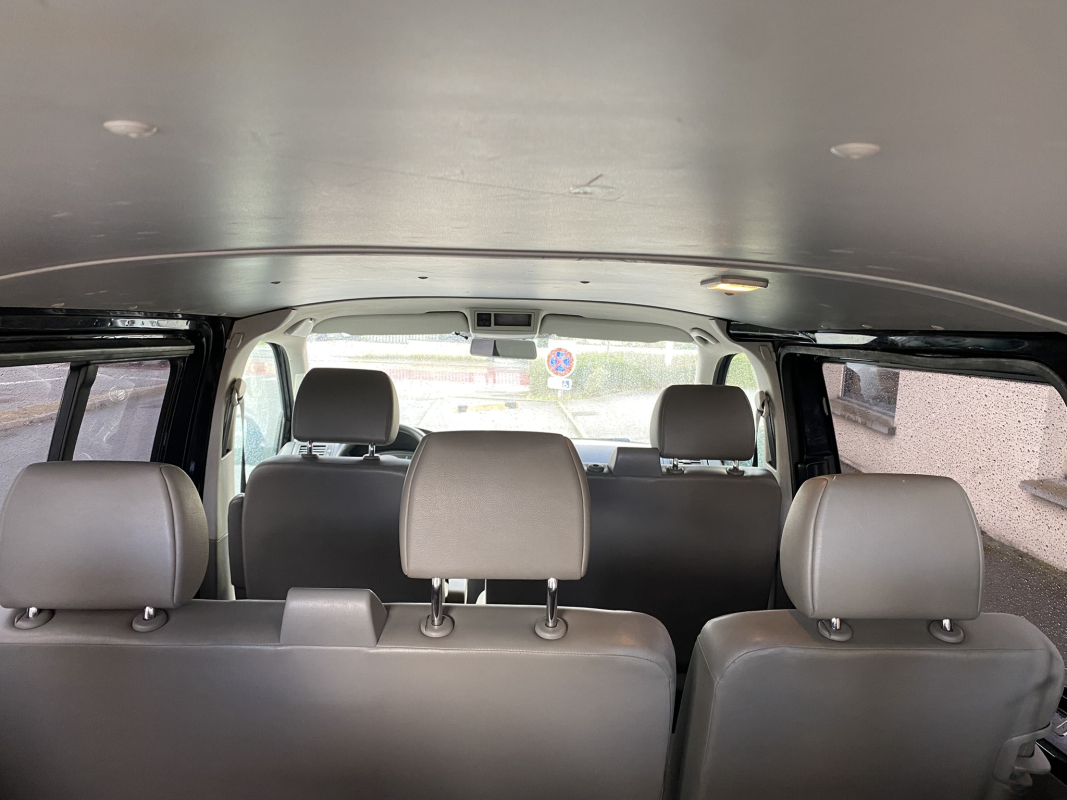 Volkswagen Caravelle — 18