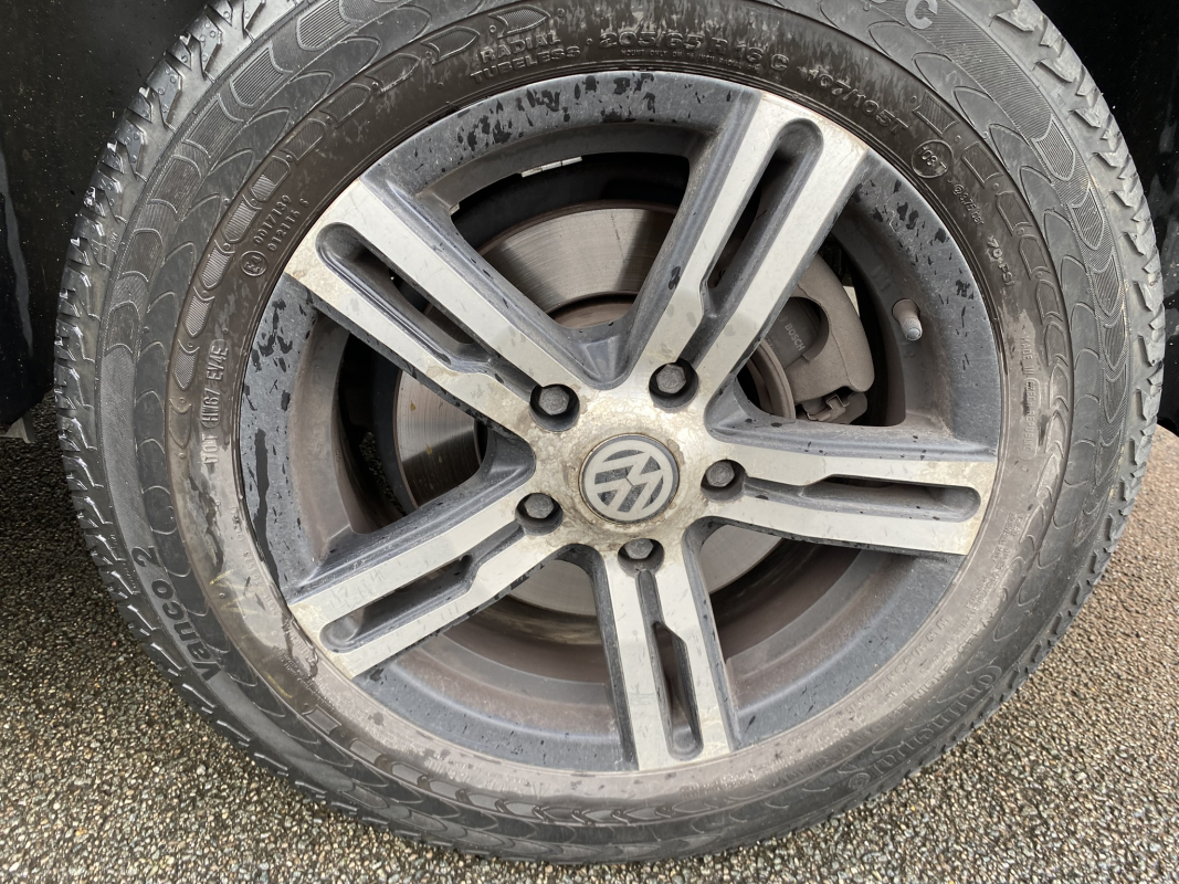 Volkswagen Caravelle — 36