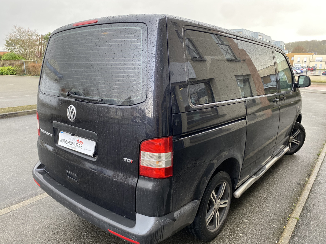 Volkswagen Caravelle — 5