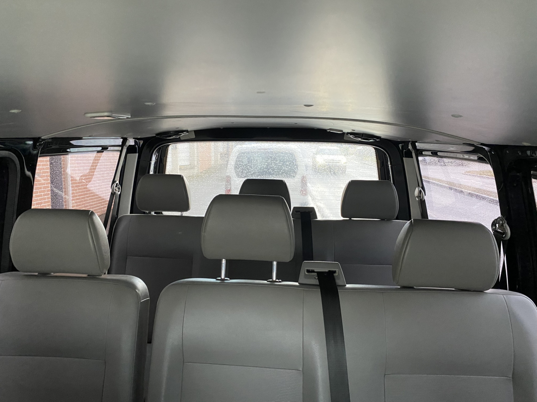 Volkswagen Caravelle — 24