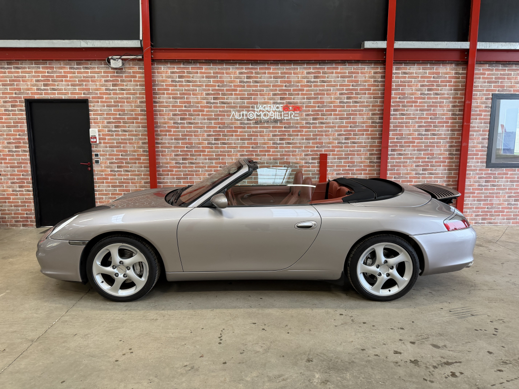 Porsche 911 Cabriolet — 4