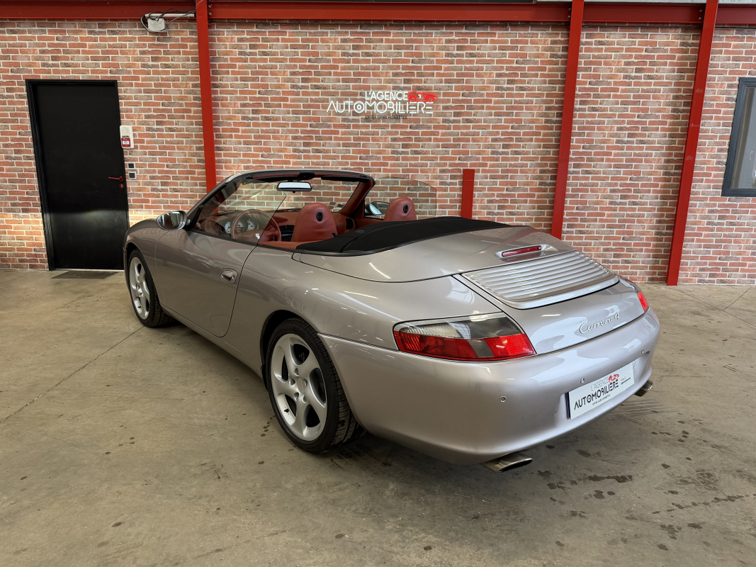 Porsche 911 Cabriolet — 7