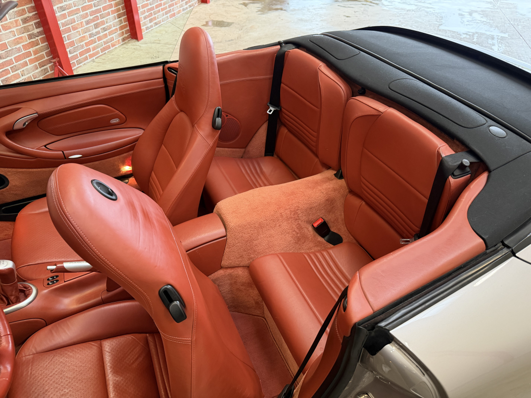 Porsche 911 Cabriolet — 28