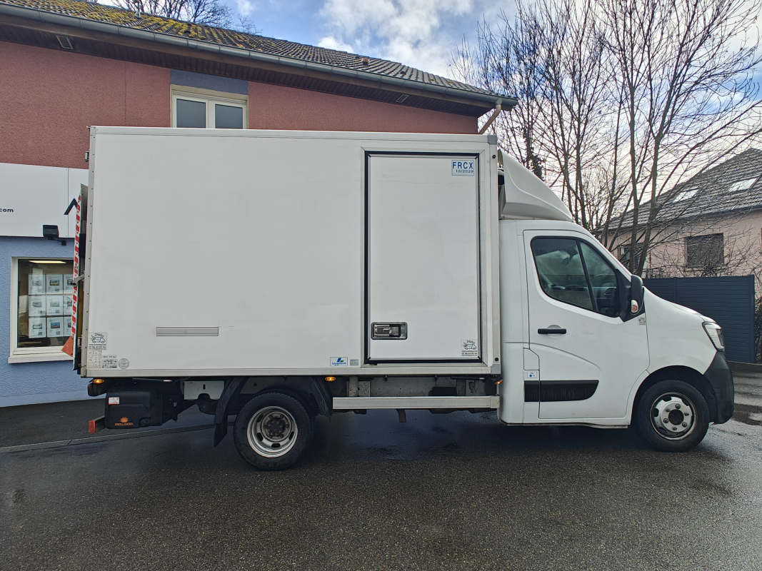 Renault Master — 8