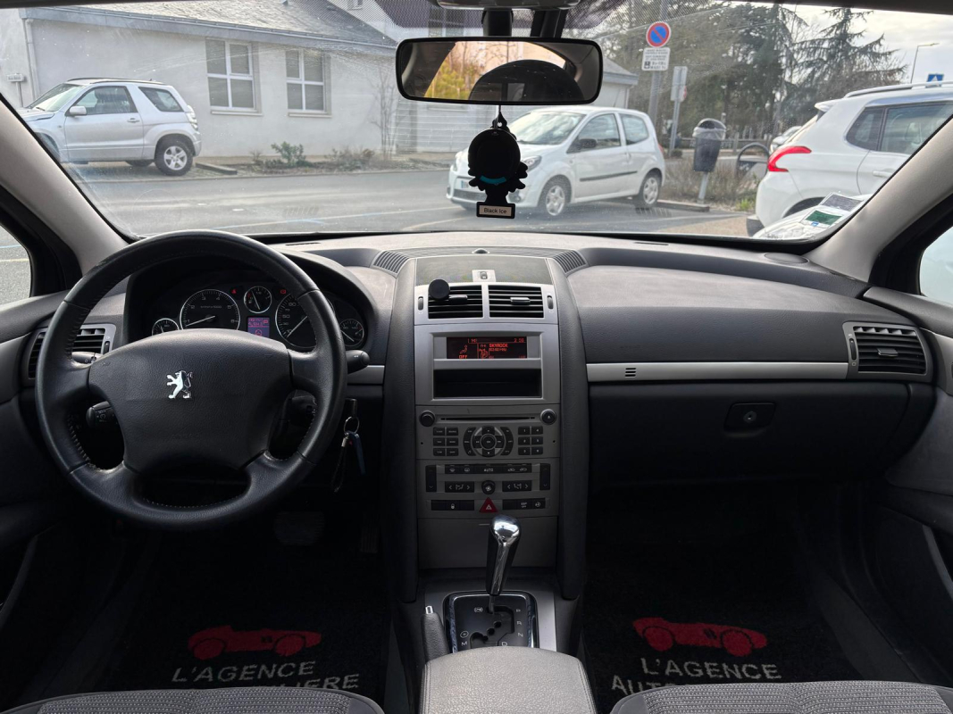 Peugeot 407 — 11