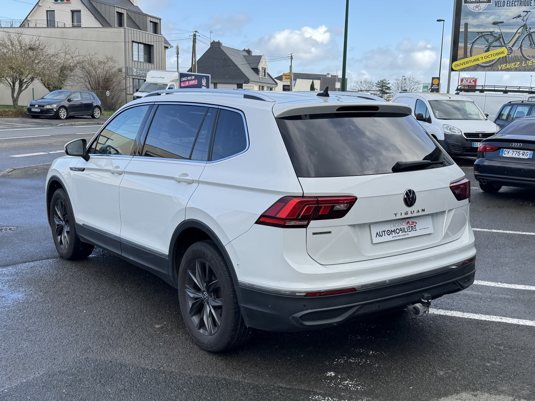 Volkswagen Tiguan Allspace — 7