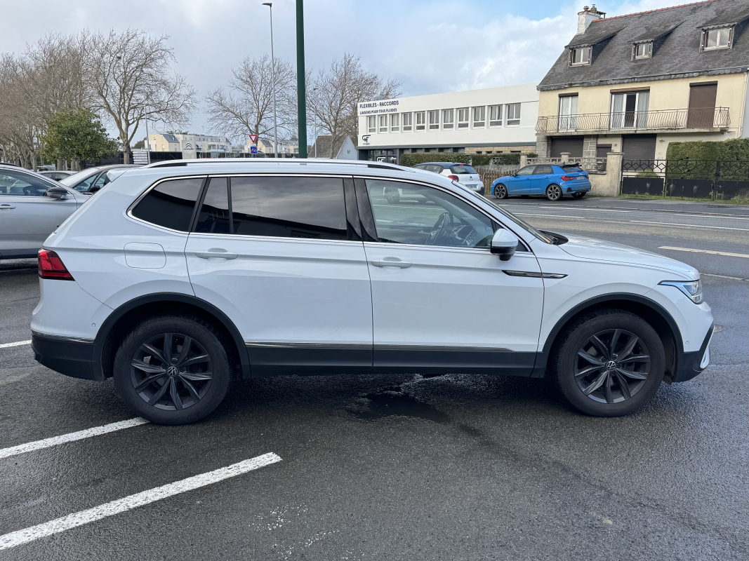 Volkswagen Tiguan Allspace — 4