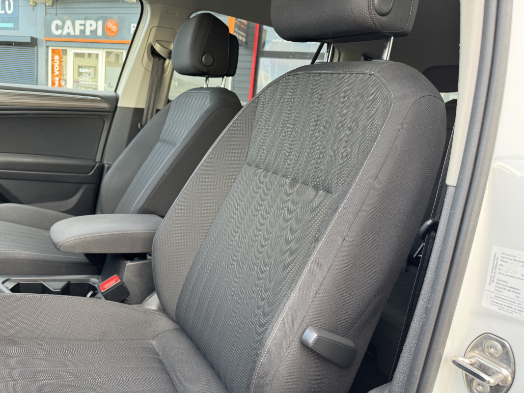 Volkswagen Tiguan Allspace — 32
