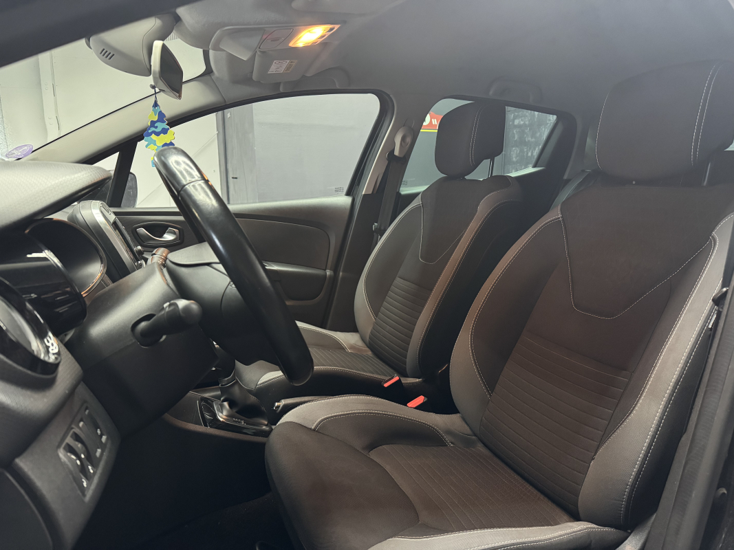 Renault Clio — 9