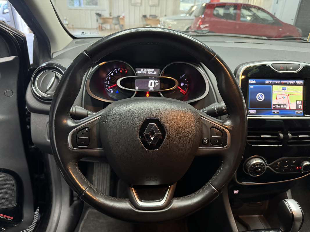 Renault Clio — 15